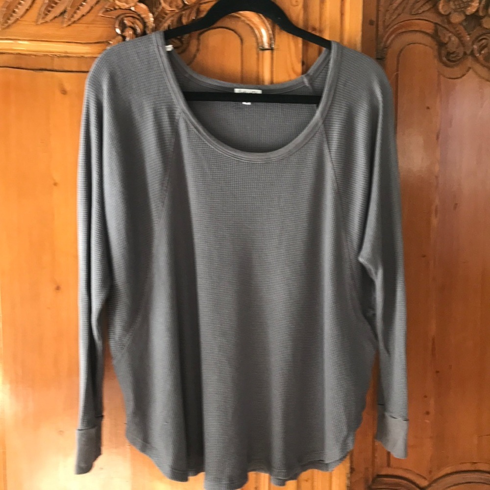 Splendid Scoop Neck Loose Fitting Thermal Tee